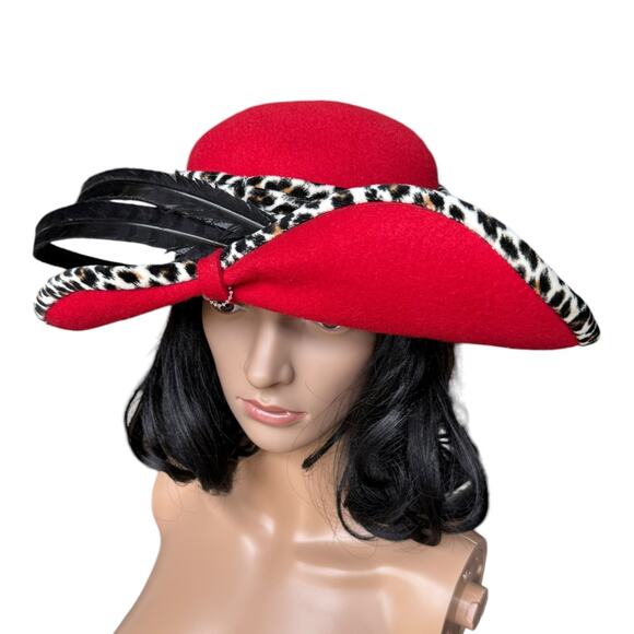 NWT Vintage 1960's Mr. John Classic Hat Red with animal print & large feathers - Picture 13 of 14